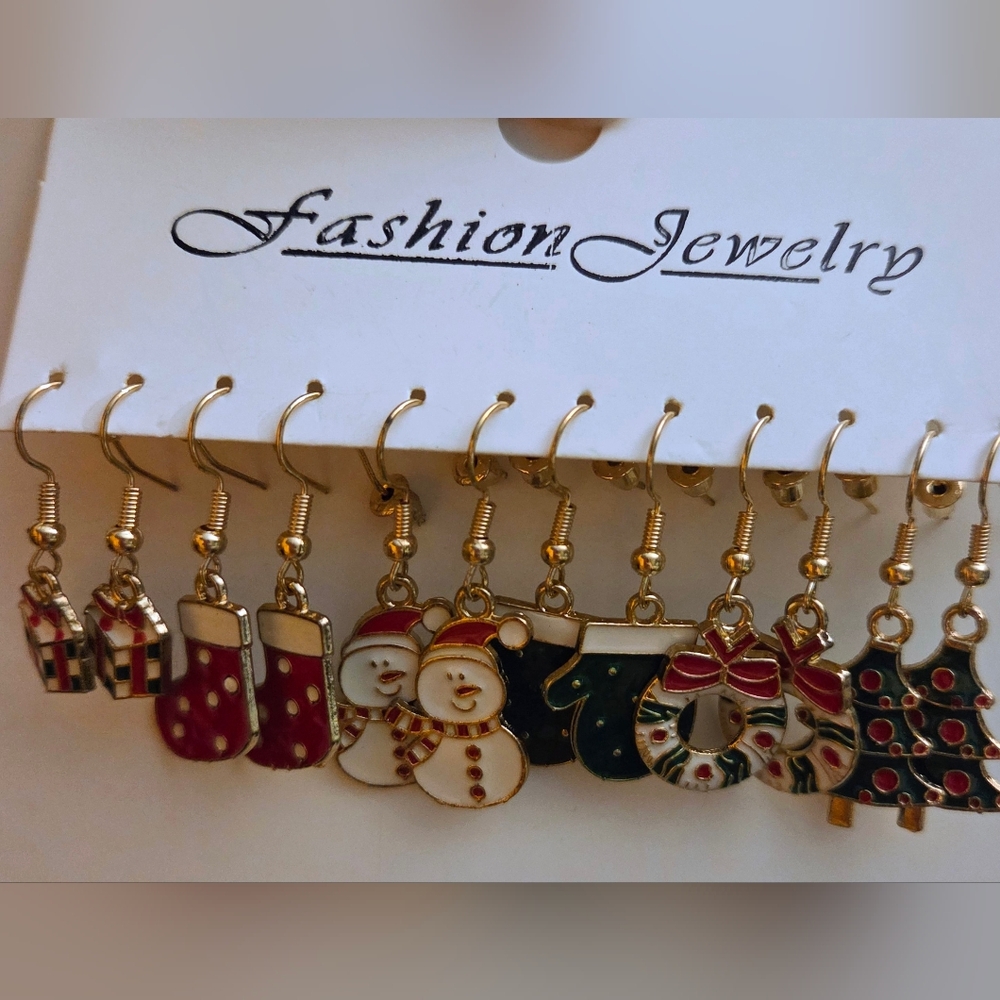 6 Pairs Of Christmas Winter Hanging Earrings
